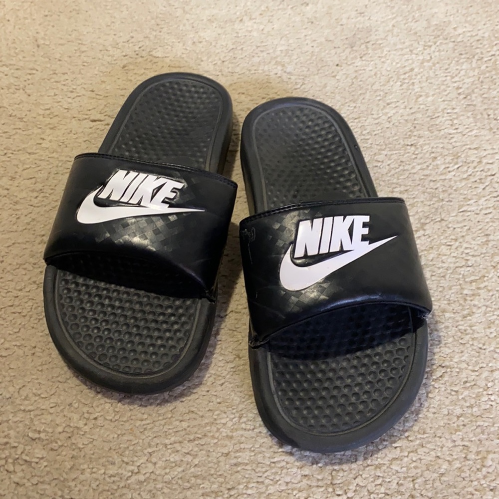 Nike Slides!